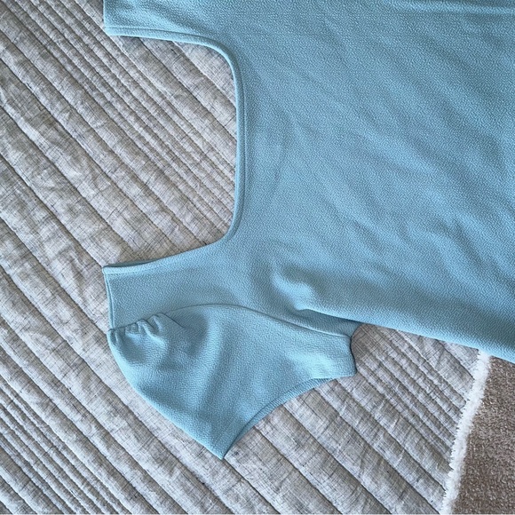 Lularoe Marissa Puff Sleeve Square Neck Top NWOT Powder Blue - Picture 2 of 4